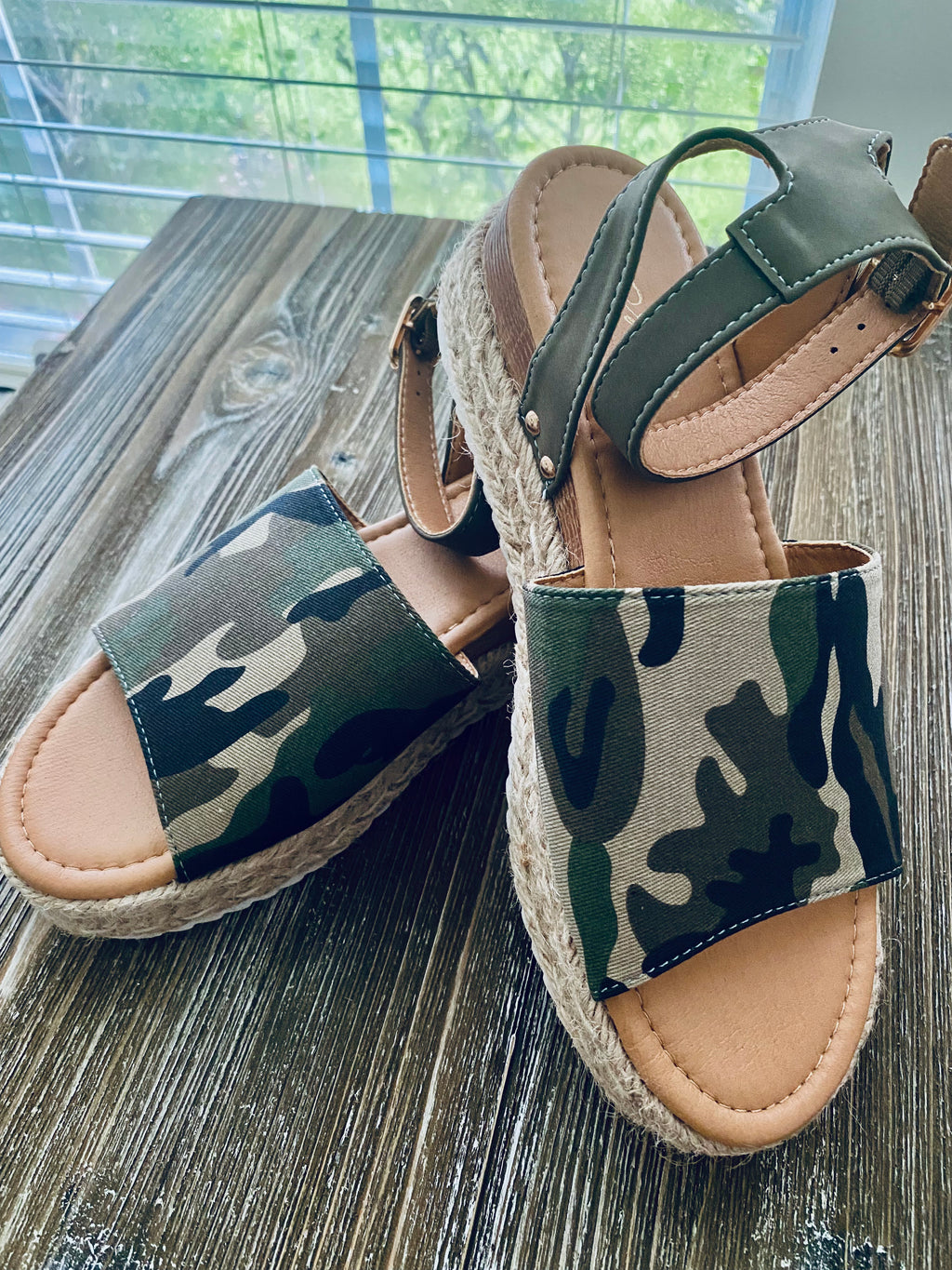 No Limit Camo Ankle Strap Sandals